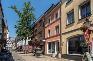 Haus kaufen in 47906 Kempen, Kernsaniertes Wohn- und Geschäftshaus im Herzen der Kempener Altstadt