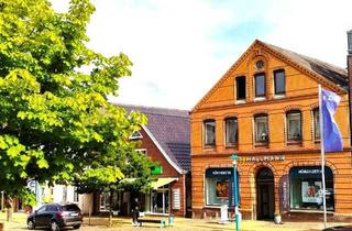 Haus kaufen in 25821 Bredstedt, Bredstedt - Wohn- & Geschäftshaus in Bredstedt1 A-Lage am Marktplatz