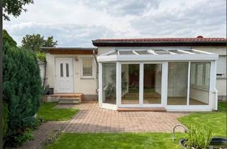 Einfamilienhaus kaufen in 06120 Halle, Halle (Saale) - Freistehendes Haus im Bungalowstil in begehrter Wohnlage Halle