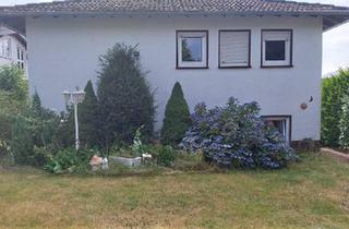Einfamilienhaus kaufen in 56587 Straßenhaus, Straßenhaus - Freistehendes Einfamilienhaus mit Garage und Garten