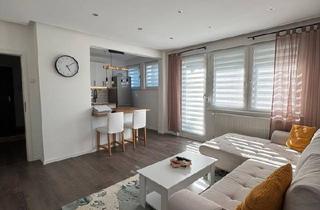 Wohnung kaufen in 45768 Marl, Marl - Kernsanierte 3,5-Zimmer-Eigentumswohnung mit Balkon und Stellplaz