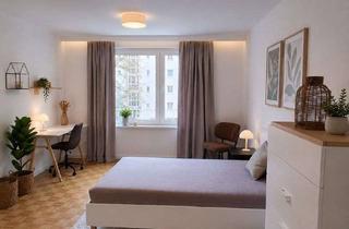 Wohnung kaufen in Földerichstraße 50, 13595 Spandau, 6,6% Rendite! Kernsanierte Wohnung inkl. Möblierung als Kapitalanlage.