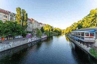 Wohnung kaufen in Paul-Lincke-Ufer 38, 10999 Kreuzberg, Vermietete 5-Zimmer-Altbauwohnung mit Süd-West-Loggia am Landwehrkanal
