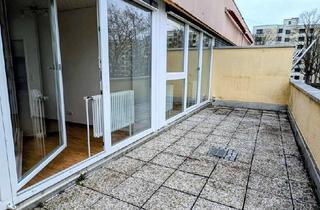 Wohnung kaufen in 85598 Baldham, Dachterrassenwohnung in zentraler Lage von Baldham mit der Chance zum Kauf unter Verkehrswert!