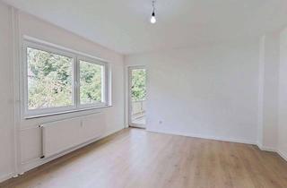 Wohnung mieten in Waldstraße 17, 32676 Lügde, **Saniertes Familiendomizil: Helle 4-Zimmer-Wohnung mit Balkon**