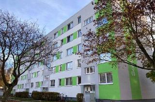Wohnung mieten in Schleswiger Str., 19057 Lankow, 3-Zimmerwohnung mit großem Balkon wartet auf neue Mieter.