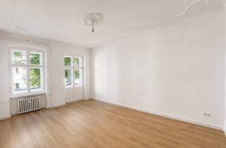 Wohnung mieten in Emser Straße 73/74, 12051 Neukölln, Erstbezug nach Sanierung: Helle 1-Zimmer-Wohnung mit Balkon in Berlin Neukölln