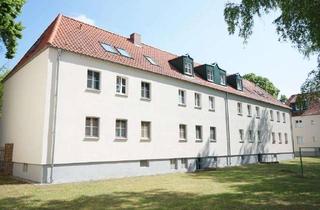 Sozialwohnungen mieten in Johann-Strauß-Straße 14, 14772 Görden, Mit WBS - 4 Zimmer! Küche und Bad mit Fenster, Badewanne