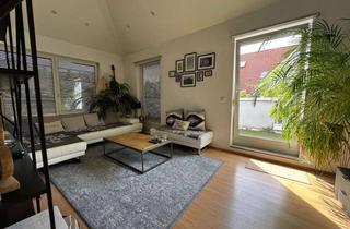 Penthouse mieten in Günthersburgallee, 60316 Nordend-Ost, 2,5-3 Zimmer Penthouse mit EBK, Laminat und umlaufendem Balkon