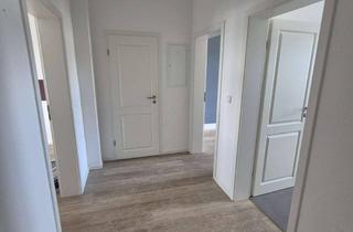 Wohnung mieten in Bahnhofstraße 24, 01796 Pirna, SCHMUCKSTÜCK MIT BALKON UND AUSBLICK, BAD WANNE+DUSCHE & FE+GWC, FB HEIZUNG, ABSTELLR.,