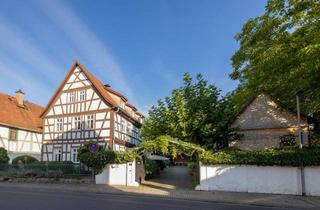 Haus kaufen in Ronneburgstrasse 16, 63694 Limeshain, Von Privat: Preisgekrönter Fachwerktraum – Hofreite, 2 Häuser in Sichtweite der Frankfurter Skyline