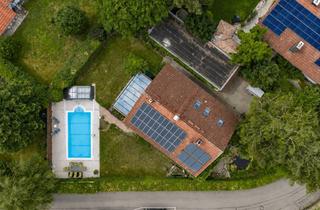 Einfamilienhaus kaufen in 85465 Langenpreising, Großzügiges Einfamilienhaus mit Einliegerwohnung, Wellnessbereich, Pool und traumhaftem Garten