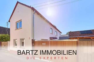 Einfamilienhaus kaufen in 67141 Neuhofen, Einfamilienhaus mit sonnigem, vielseitig nutzbarem Hofbereich