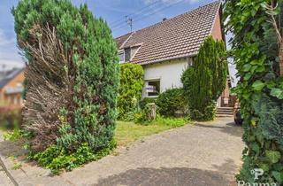 Doppelhaushälfte kaufen in 53757 Sankt Augustin, Charmante Doppelhaushälfte in ruhiger Wohnlage mit Garage, Stellplatz und sonnigem Garten
