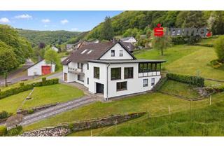 Haus kaufen in 52152 Simmerath, Großzügiges Familienhaus in Simmerath-Erkensruhr mit Einliegerwohnung & Traumblick ins Grüne