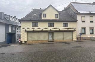 Haus kaufen in 55452 Windesheim, WOHN- UND GEWERBEHAUS MIT GESCHICHTE!Viel Platz, Dachterrasse und Hof mitten im Ort