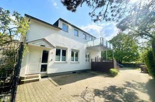 Haus kaufen in 40723 Hilden, Zentral gelegenes 3-Zimmer-Haus mit viel Licht, Balkon, Terrasse und großem Gestaltungsspielraum