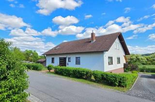 Haus kaufen in 96274 Itzgrund, Viel Raum für Ihre Wohnideen – Bungalowstil mit zusätzlichem Garten- oder Baugrundstück!