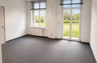 Büro zu mieten in Straße Am Flugplatz 6a, 12487 Johannisthal, Praxis oder Büro? Repräsentative EG-Fläche in gefragter Lage