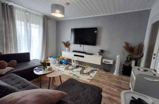 Wohnung kaufen in 06667 Weißenfels, Helle Drei-Zimmer Eigentumswohnung mit Balkon und PKW-Stellplatz