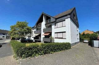 Wohnung kaufen in Alte Holzer Straße, 42799 Leichlingen, Modern renovierte 3-Zimmer-Wohnung mit Balkon und Stellplatz in Leichlingen