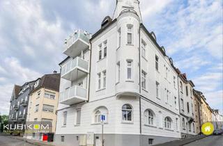 Wohnung kaufen in 42651 Solingen-Mitte, Stilvoll sanierte Altbauwohnung mit hochwertiger Ausstattung. Drei Zimmer. Balkon.