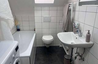 Wohnung mieten in Karolinenstraße 46, 67069 Oppau, Wohnen mit Charakter: 2-Zimmer-Dachgeschosswohnung in Oppau