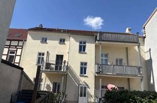 Wohnung mieten in 39576 Stendal, Zentral in Stendal: Großzügige 4 Zi mit Balkon