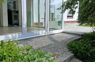 Wohnung mieten in Lindenweg, 84347 Pfarrkirchen, Helle 2-Zimmer-Wohnung mit Wintergarten und Terrasse und Gartenoption inruhiger Lage in Pfarrkirchen