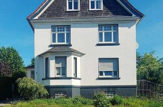 Wohnung mieten in 42653 Solingen-Mitte, Terrassenwohnung mit 2 Zimmern, sonnigem Erker-Wohnzimmer und Garten