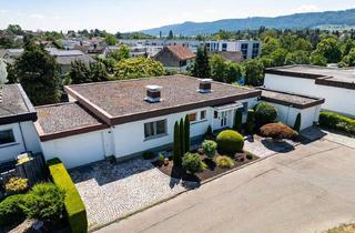 Einfamilienhaus kaufen in 78239 Rielasingen-Worblingen, Großzügiges Einfamilienhaus mit Wintergarten und zwei Garagen
