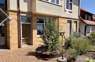 Wohnung kaufen in 72622 Nürtingen, Helle 1-Zimmer-Wohnung im Erdgeschoss mit Terrasse und Mitnutzung des Gartens
