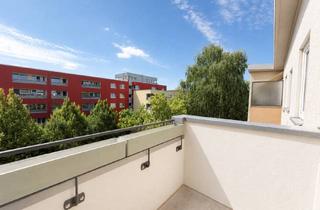 Wohnung kaufen in 12347 Berlin, Bezugsfreie 1-Zimmer-Wohnung mit Südbalkon in Berlin-Britz