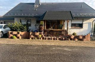 Einfamilienhaus kaufen in 56305 Puderbach, Puderbach - Zweifamilienhaus mit Einliegerwohnung