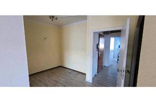 Wohnung kaufen in 08132 Mülsen, Mülsen - Helle, renovierte 3-Zimmer-Wohnung in Mülsen steht zum Verkauf.