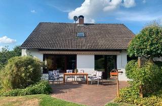 Einfamilienhaus kaufen in 22946 Trittau, Trittau - Einfamilienhaus mit Einliegerwohnung und Vollkeller in Südlage