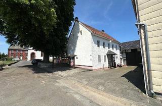 Bauernhaus kaufen in 53945 Blankenheim, Blankenheim - Ehem. Bauernhof mit großer Scheune und viel Platz