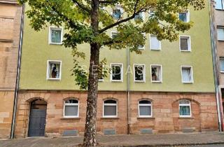 Wohnung kaufen in 90459 Nürnberg, Kompakte 2-Zimmer-Dachgeschosswohnung in zentraler Lage der Nürnberger Südstadt