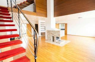 Wohnung kaufen in 71139 Ehningen, Außergewöhnliche Maisonette mit privatem Schwimmbad – Wohnen der besonderen Art in Ehningen