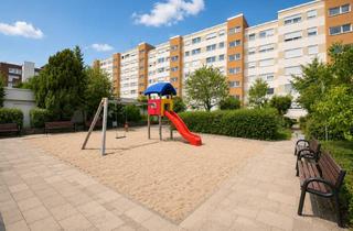 Wohnung kaufen in Herzogplatz, 85604 Zorneding, Attraktive 2-Zimmer-Wohnung mit Balkon, TG-Stellplatz & Schwimmbad