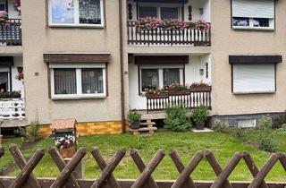 Wohnung kaufen in 09399 Niederwürschnitz, Reihenmittelhaus mit zwei Balkonen, voll unterkellert und viel Gestaltungspotenzial