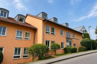 Wohnung kaufen in 94036 Passau, Renovierte 2-Zimmer-Erdgeschosswohnung mit EBK, Stellplatz und Gartenterrasse