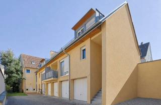 Wohnung kaufen in 70376 Münster, provisionsfrei, sofort verfügbar, 3-Zi.-Wohnung mit eigenem Hauseingang und Garage