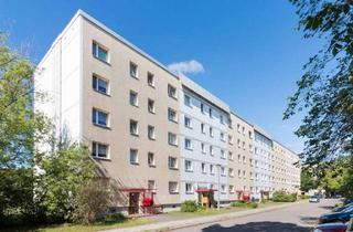 Wohnung mieten in Florian-Geyer-Straße, 02977 Hoyerswerda, Schöne Wohnung mit Aufzug, Wanne und Dusche