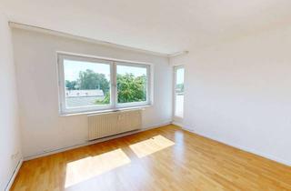 Wohnung mieten in Ahornweg, 25436 Uetersen, Große 3-Zimmer-Wohnung mit EBK, BALKON und viel Lichteinfall