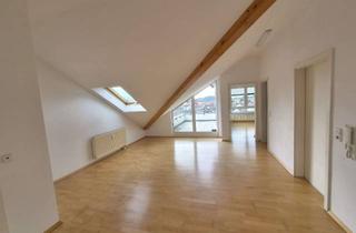 Wohnung mieten in Rembrandtstr., 72800 Eningen, Wunderschöne Dachgeschosswohnung mit Blick über Eningen
