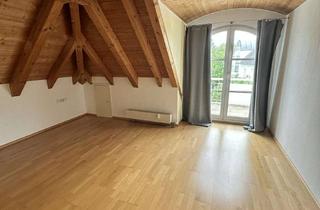 Wohnung mieten in Wallensteinstraße 32, 72770 Reutlingen, Schöne 3-Zimmer-Wohnung in Betzingen