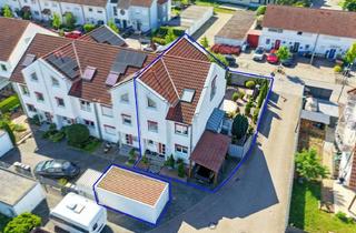 Doppelhaushälfte kaufen in 67071 Oggersheim, Charmante Doppelhaushälfte mit 170 m² Wohnfläche, Garage, Carport und traumhaftem Garten