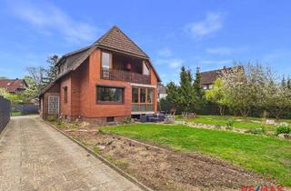 Haus kaufen in 30880 Laatzen, Zweifamilienhaus mit Balkon, Terrasse und großzügigem Grundstück in ruhiger Lage in Laatzen!