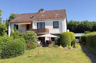 Doppelhaushälfte kaufen in 25421 Pinneberg, Charmante Doppelhaushälfte mit großzügigem Garten und sonniger Terrasse in ruhiger Lage